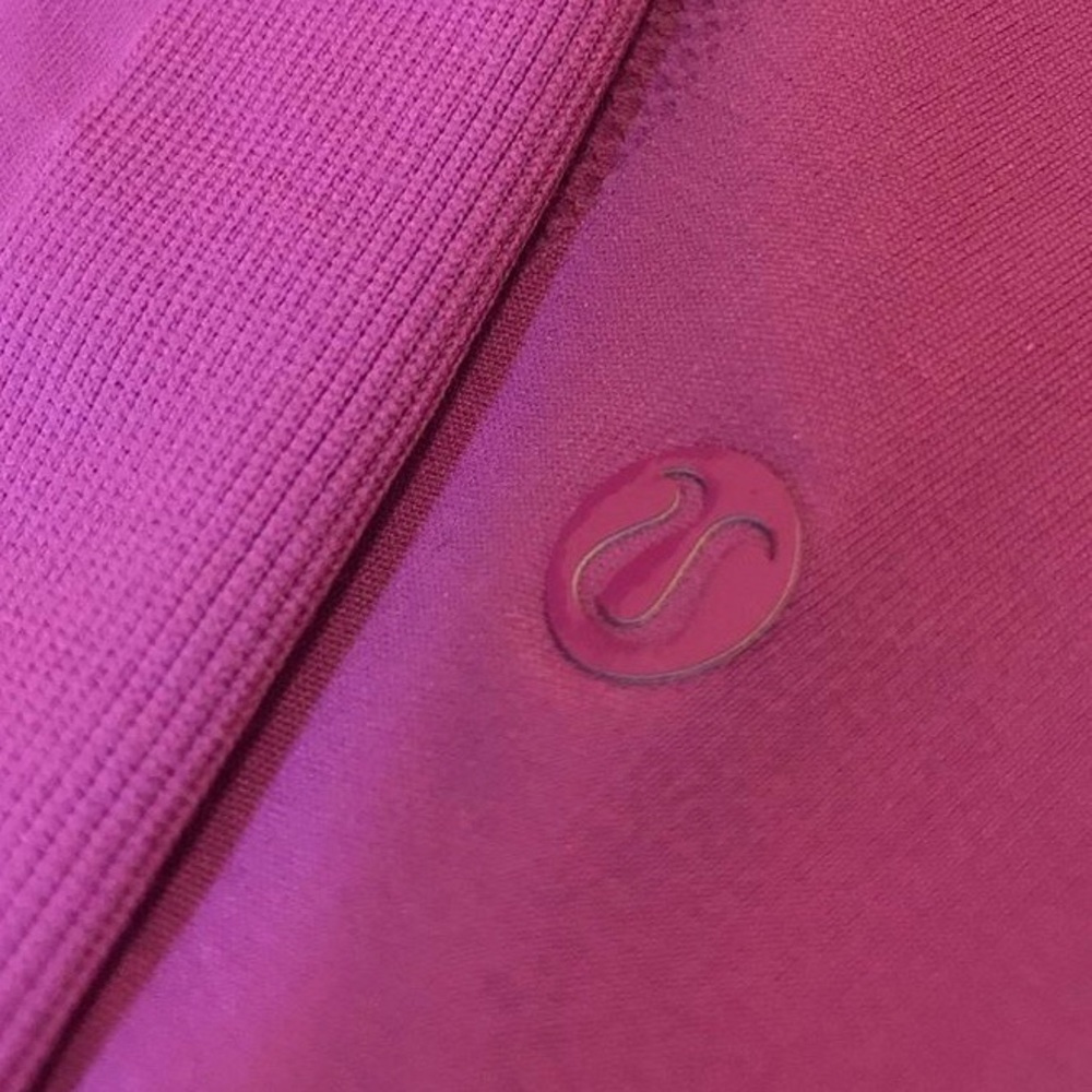 PINK SEAMLESS LULULEMON SIZE 4 - Picture 4 of 5